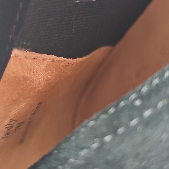 L'Amour des Pieds Jaidly Bootie Ankle Boots Size 7 Black Suede Comfort - Picture 9 of 9